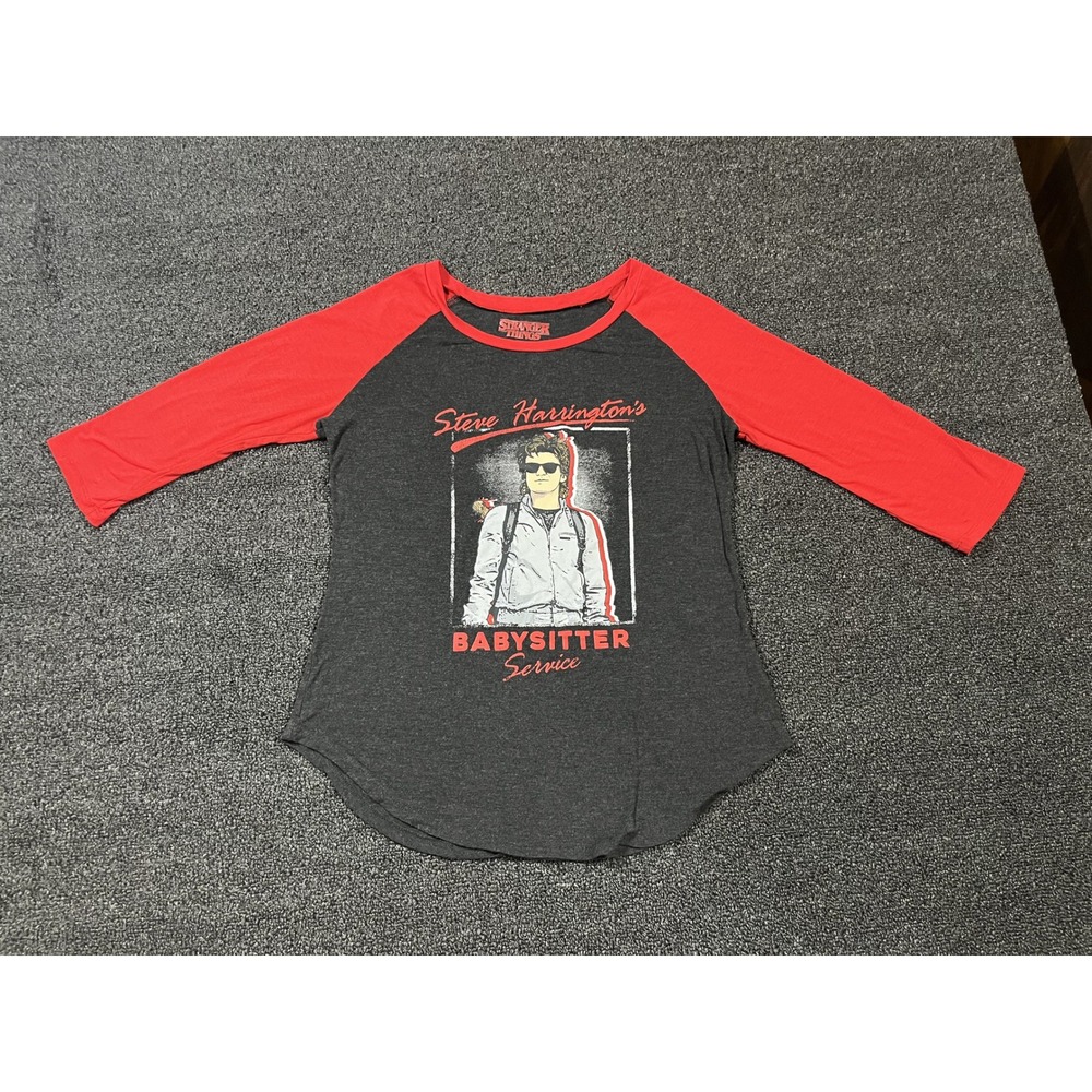Stranger Things Steve Harrington Babysitter Service Graphic Raglan T-Shirt‎